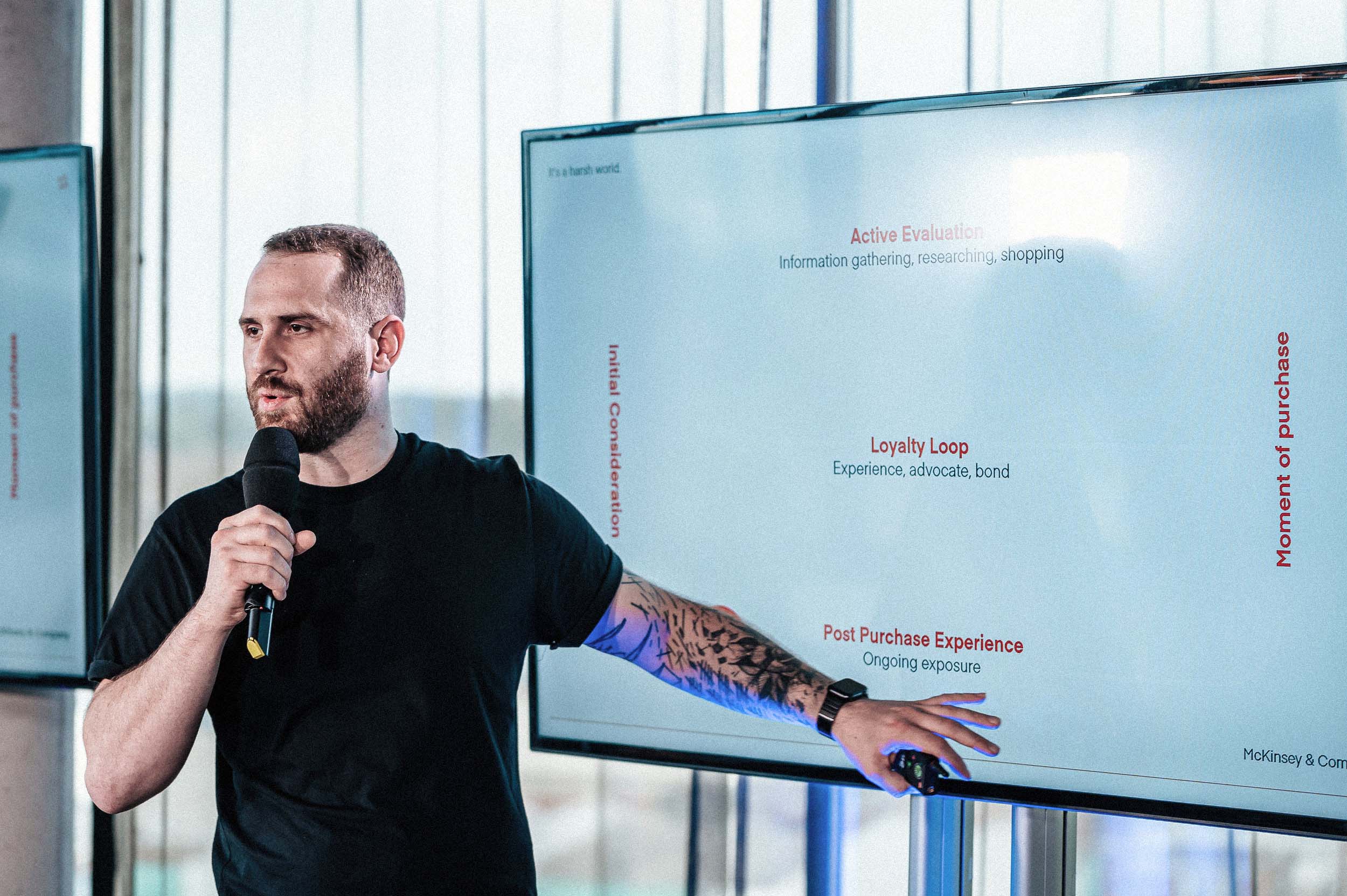 Ivo Blomme presenting