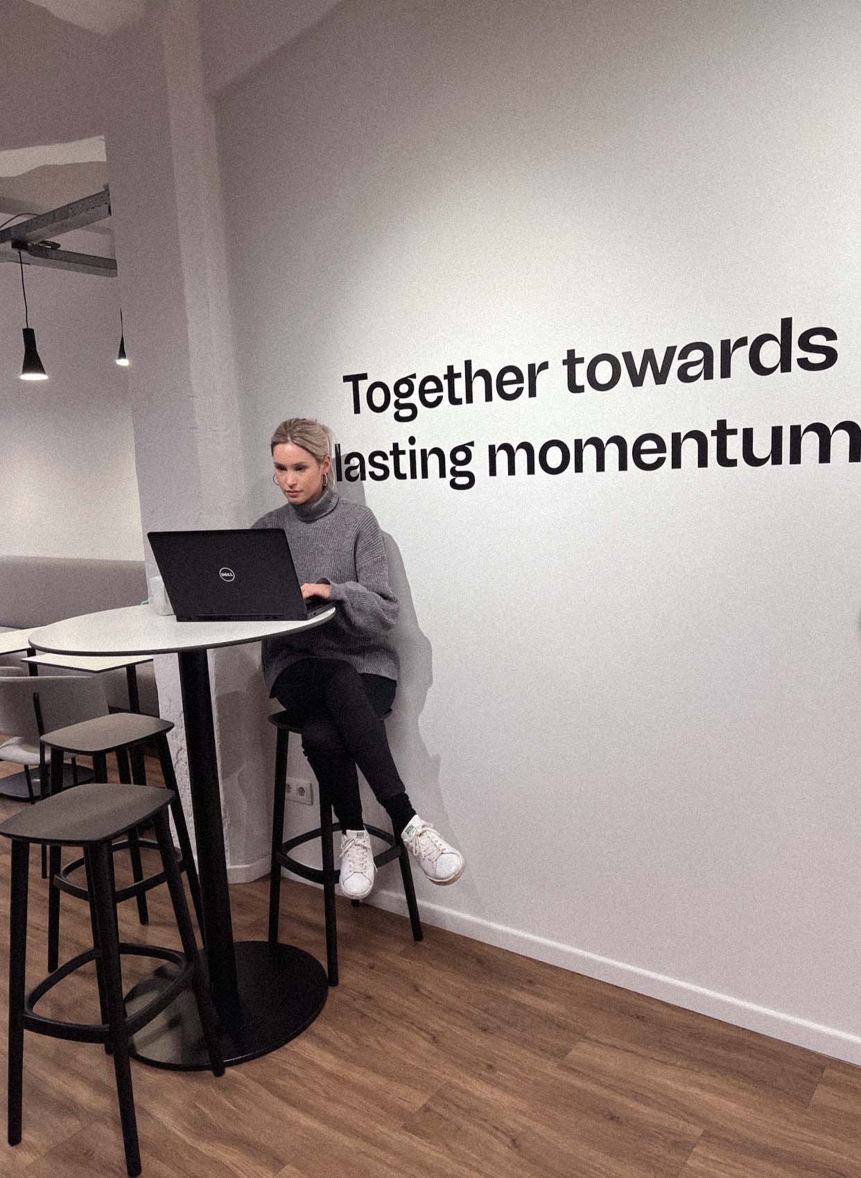 Annelies Hellem working at The Reference